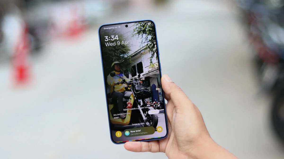 🎉 Galaxy S25 One UI 8 Beta Reveals Fun AI Features—Including Custom Birthday Cards!